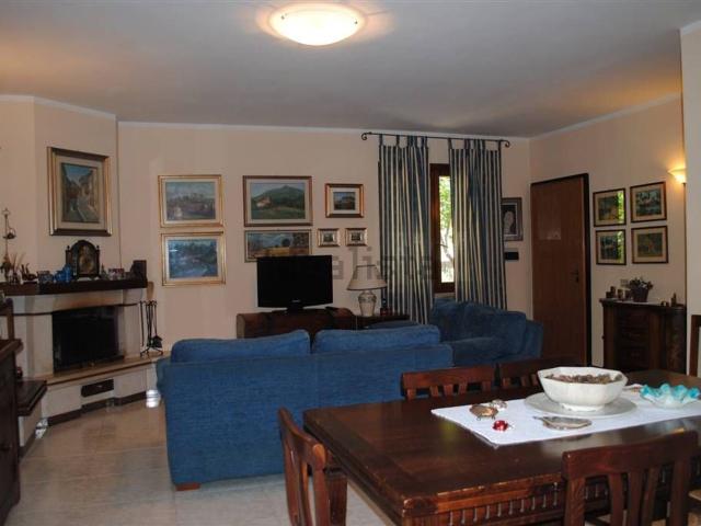 Casa in vendita a Cetona, Toscana