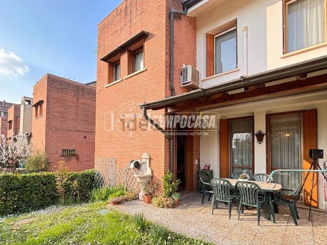 Casa in vendita a Paullo, Lombardia