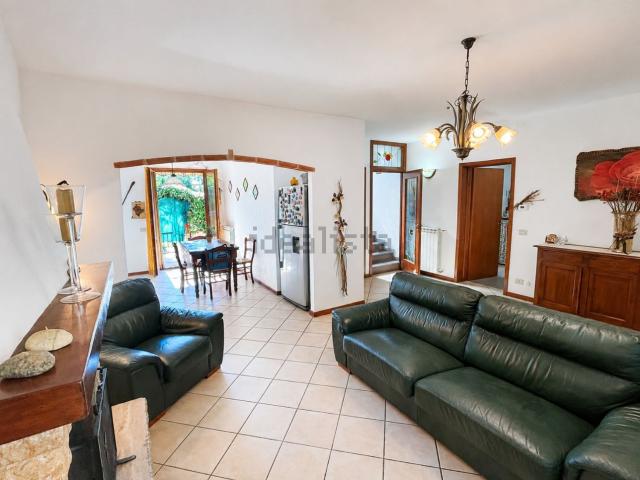 Casa in vendita a La Rosa, Terricciola