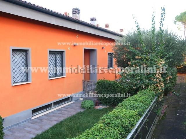 Casa in vendita a Marche, Ancona
