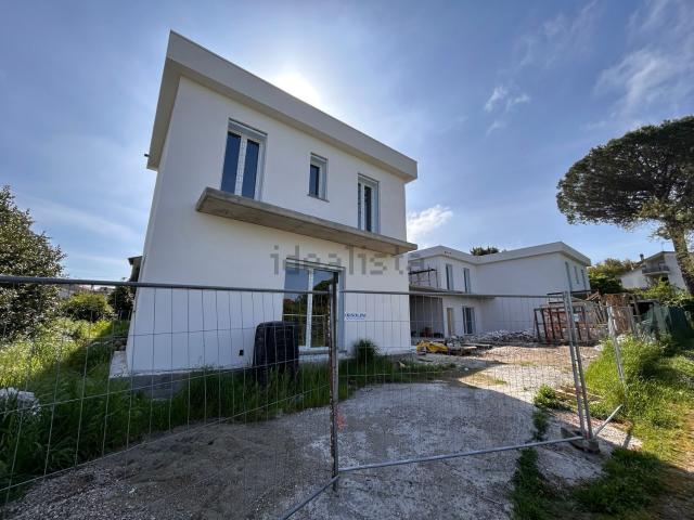 Casa in vendita a Vetralla, Lazio