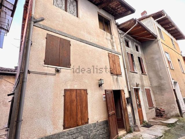 Casa in vendita a Valdilana, Piemonte