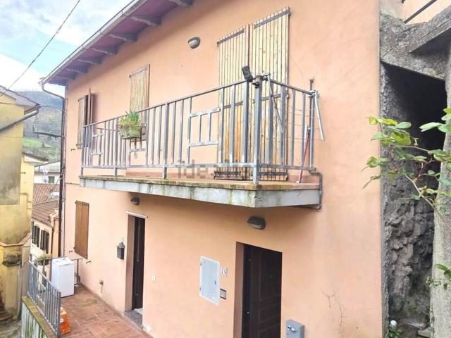 Casa in vendita a Vernio