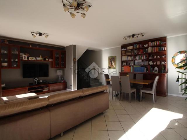 Casa in vendita a Montechiarugolo, Reggio Emilia