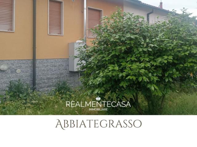 Casa in vendita a Abbiategrasso, Milano