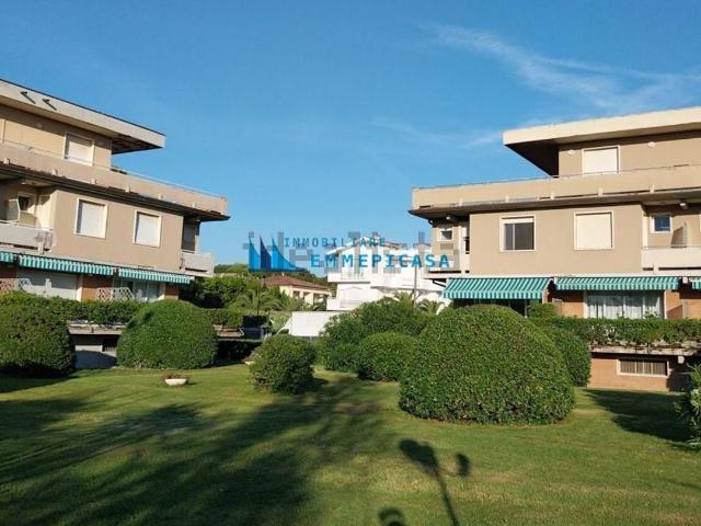 Casa in vendita a Montignoso, Toscana