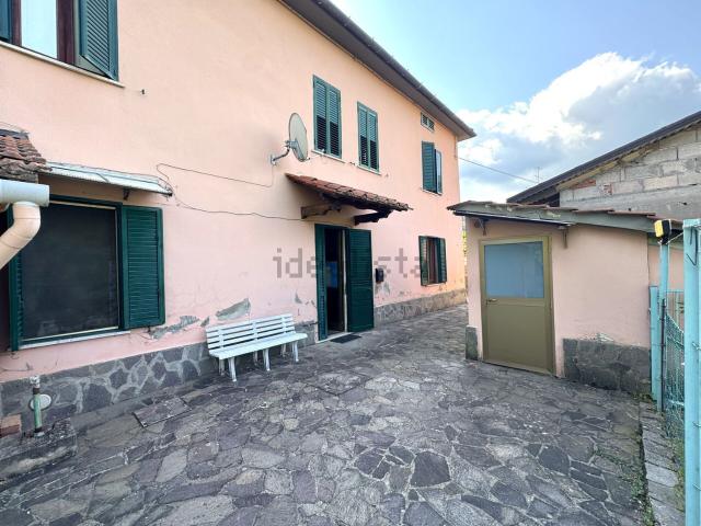 Casa in vendita a Vernio, Toscana