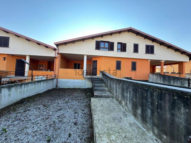 Casa in vendita a Rocca D'evandro, Campania