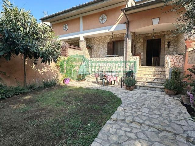 Casa in vendita a Roma Capitale, Lazio