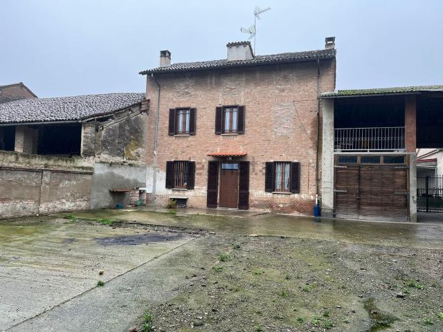 Casa in vendita a Piemonte, Alessandria