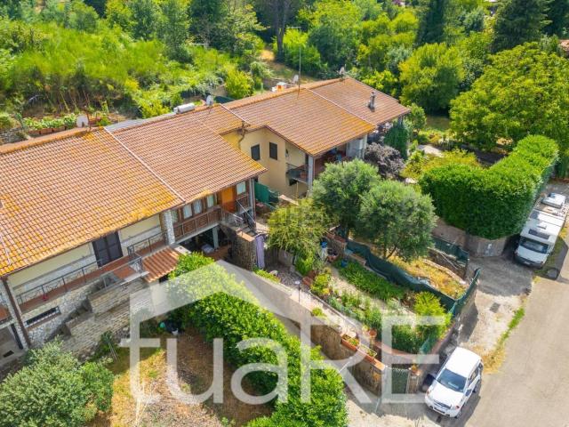 Casa in vendita a Nepi, Lazio