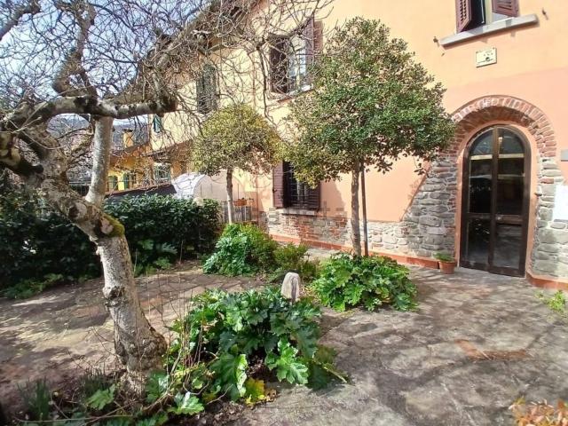 Casa in vendita a Vernio