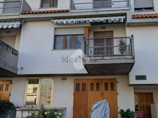 Casa in vendita a Coriano, Reggio Emilia