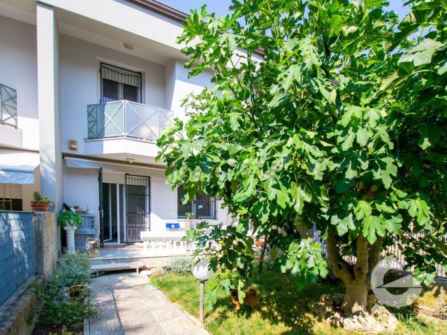 Casa in vendita a Rimini, Reggio Emilia