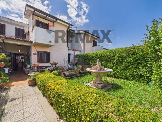 Casa in vendita a Fontevivola, Sutri