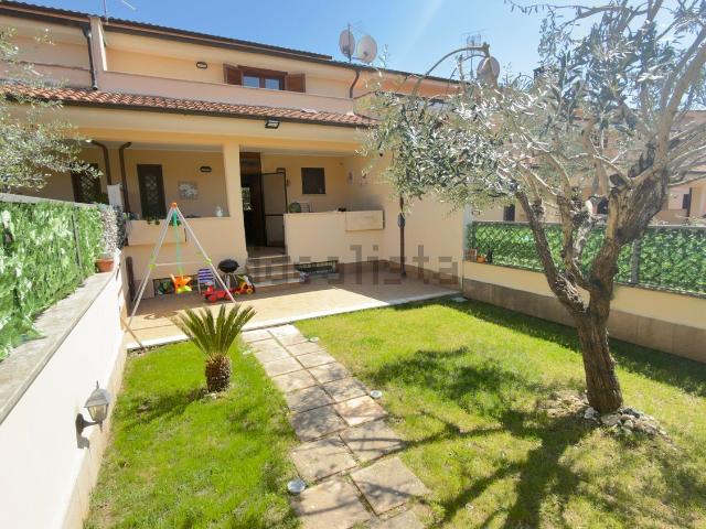 Casa in vendita a Roma Capitale, Lazio