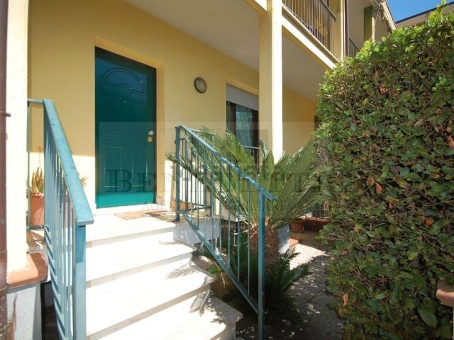 Casa in vendita a Tonfano, Toscana