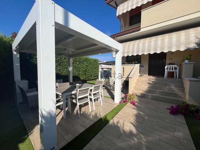 Casa in vendita a Rosolina, Veneto