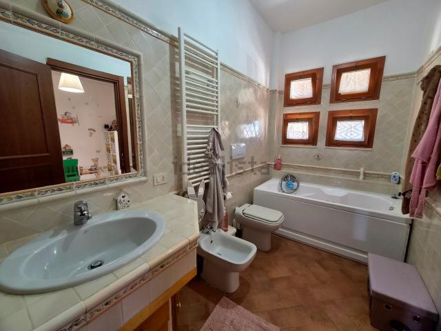 Casa in vendita a Pantan Monastero, Roma