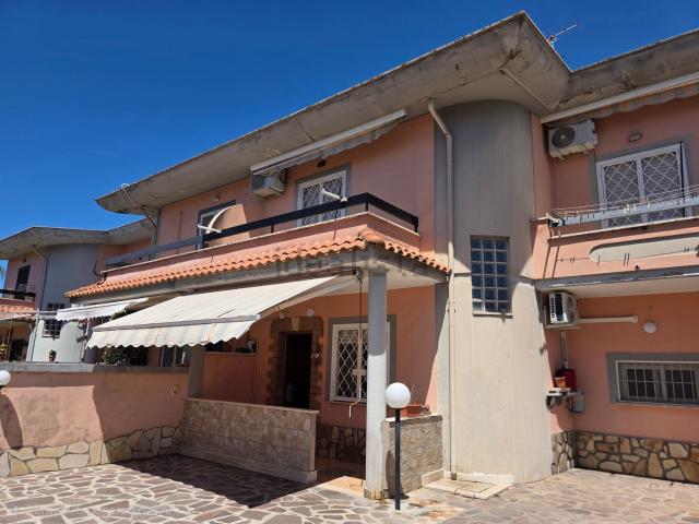 Casa in vendita a Falasche, Roma Capitale