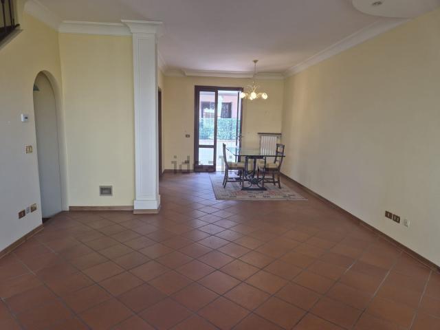 Casa in vendita a Montecatini Terme, Toscana