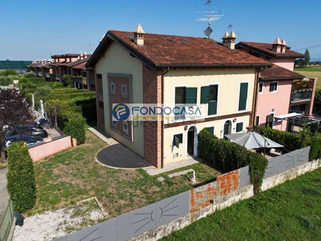 Casa in vendita a Malocco, Lonato