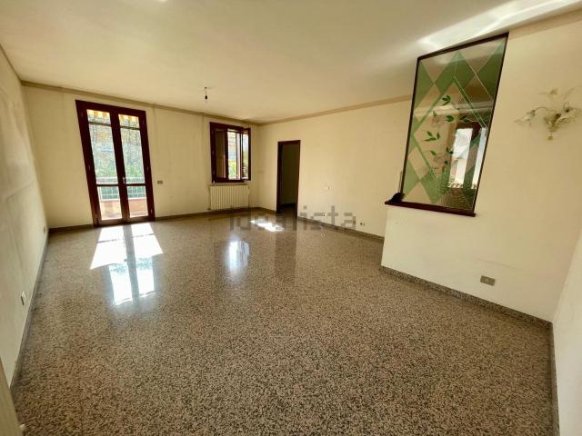 Casa in vendita a Crocetta-San Lazzaro-Modena Est, Modena
