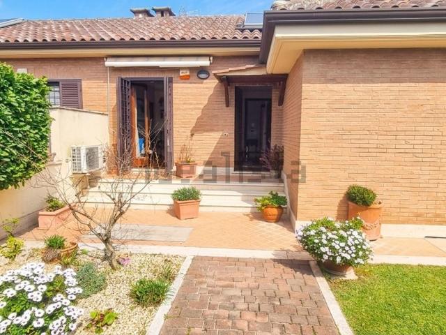 Casa in vendita a Roma Capitale, Lazio