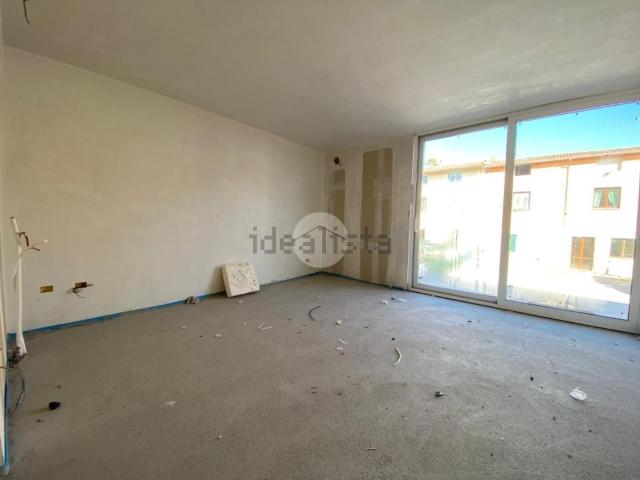 Casa in vendita a Lonato, Lombardia