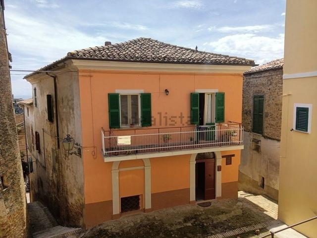 Casa in vendita a Penne, Abruzzo