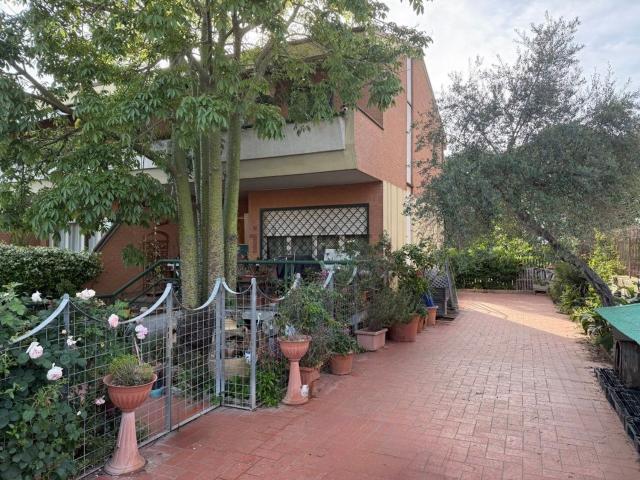 Casa in vendita a Guidonia Montecelio, Roma Capitale