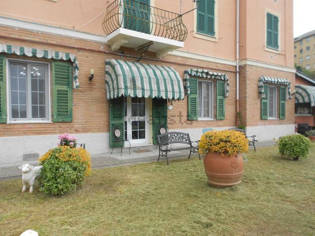Casa in vendita a Val Polcevera, Serra Riccò
