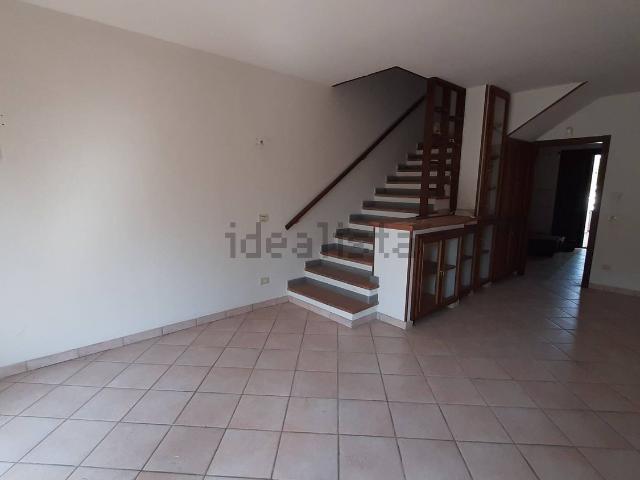 Casa in vendita a Pozzarello, Montevettolini