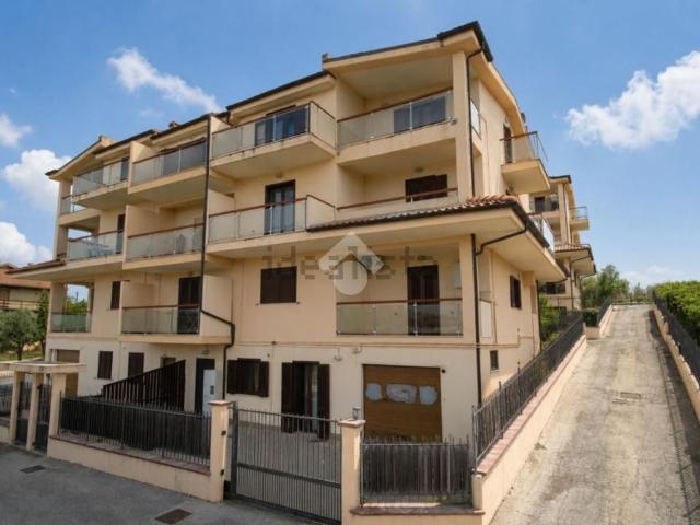 Casa in vendita a Tollo, Abruzzo