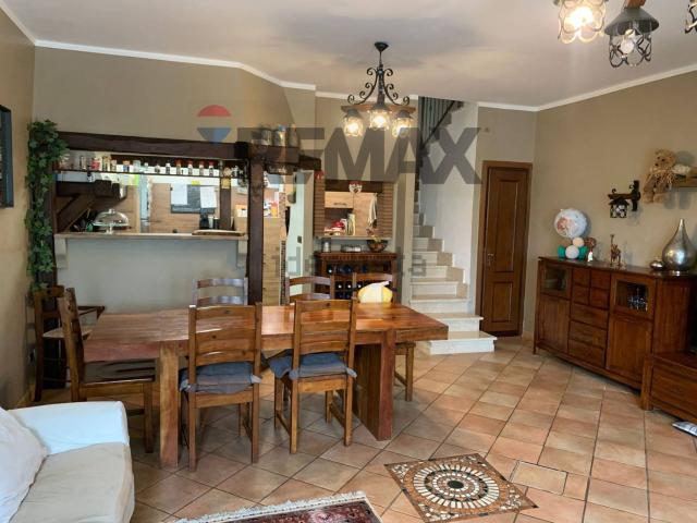 Casa in vendita a Guidonia Montecelio, Roma Capitale