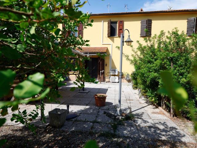 Casa in vendita a Fauglia, Toscana