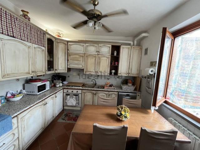 Casa in vendita a Quercioli, Marina Di Massa