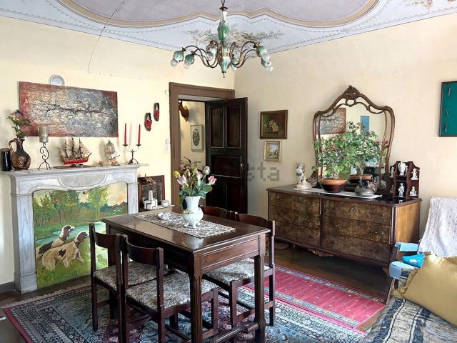 Casa in vendita a Valdilana, Piemonte