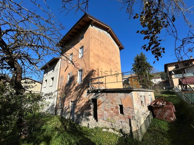 Casa in vendita a Iggio, Reggio Emilia