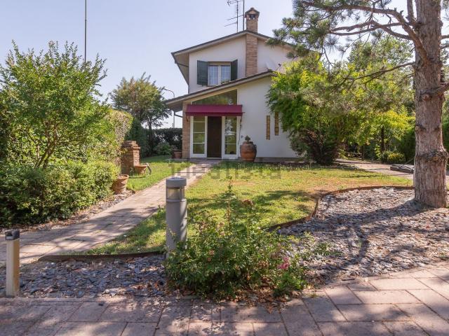 Casa in vendita a Unione dei comuni della Bassa Romagna, Sant'agata Sul Santerno