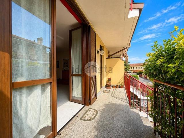 Casa in vendita a Corbetta, Lombardia