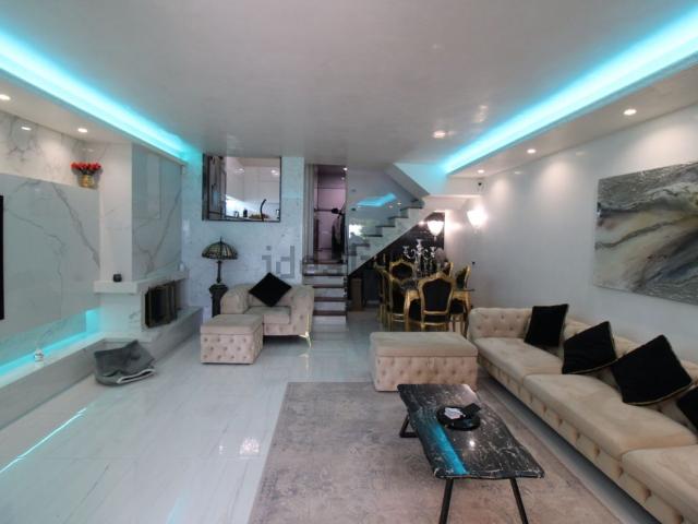 Casa in vendita a Palombina Vecchia, Marche