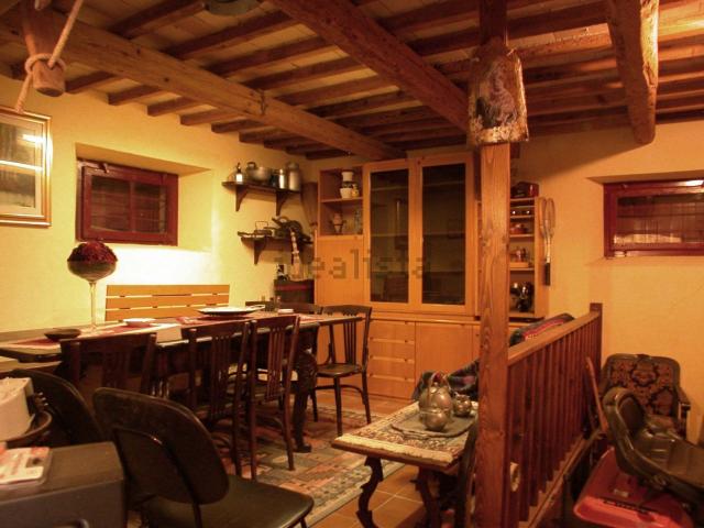 Casa in vendita a Colli al Metauro, Marche