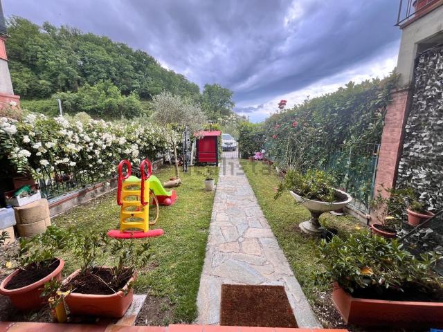 Casa in vendita a Unione di comuni Montana Lunigiana, Podenzana