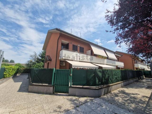 Casa in vendita a Limbiate, Lombardia
