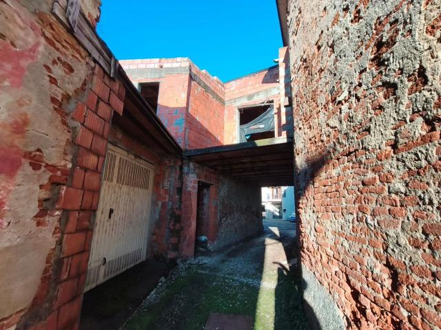 Casa in vendita a Piemonte, Vercelli