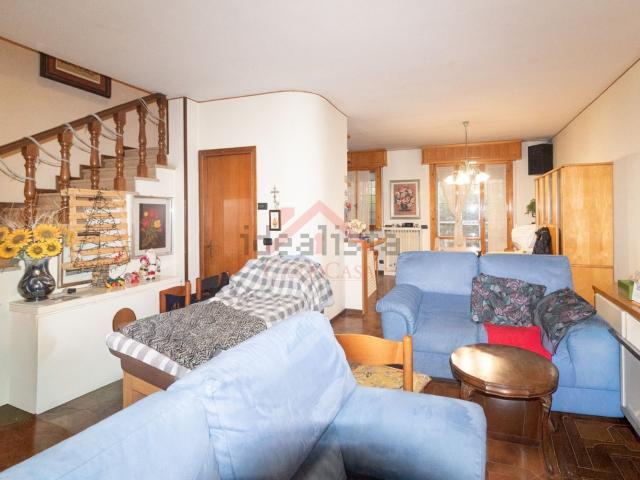 Casa in vendita a Unione delle Terre d'Argine, Carpi