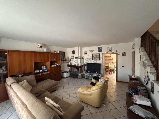 Casa in vendita a Quartiere Borello, Cesena
