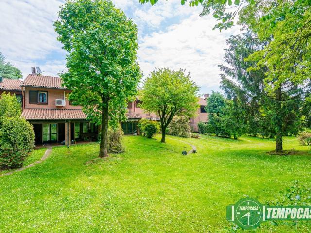 Casa in vendita a Vizzolo Predabissi, Lombardia