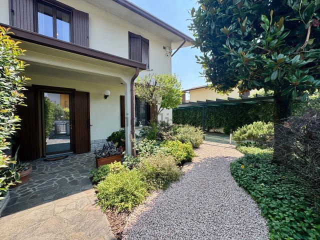 Casa in vendita a Castelverde, Lombardia